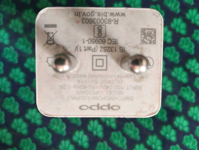 Oppo Mobile Charger