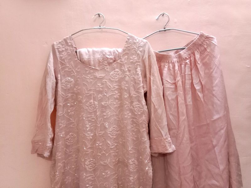Rose Design Kurta Set With Dupatta