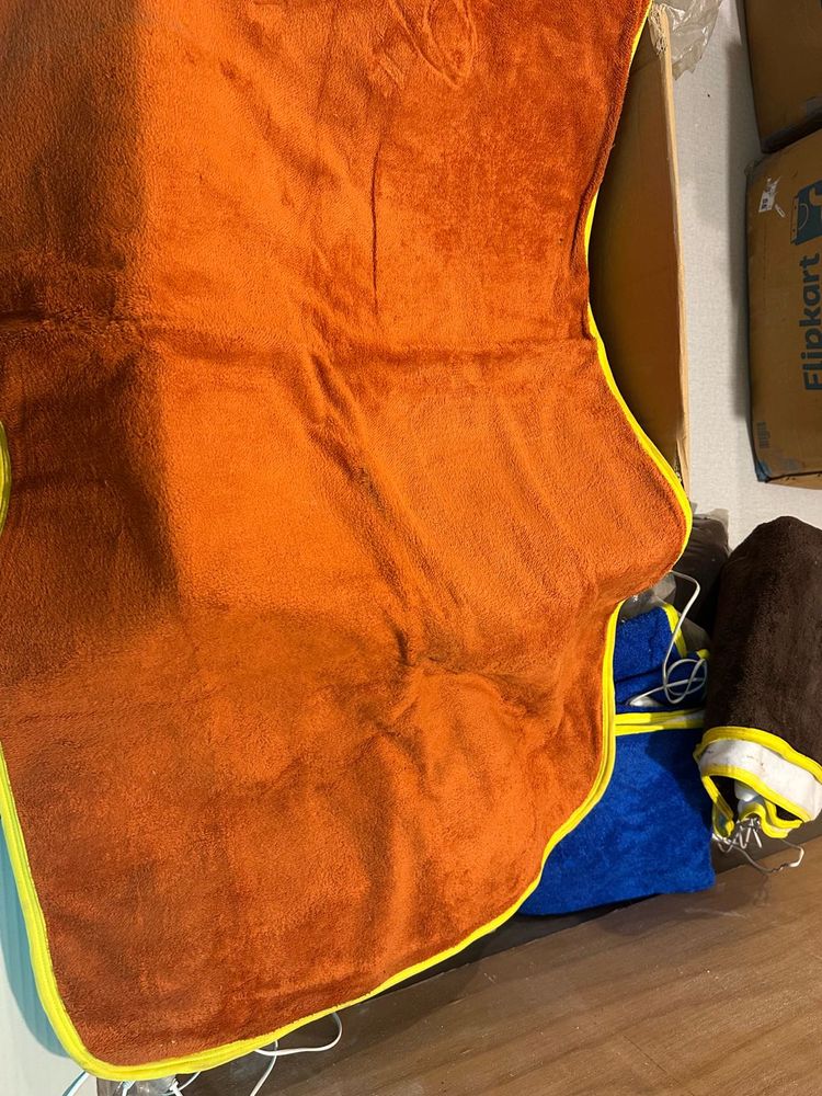 Heated Single Brown Blanket or Bed Warmer