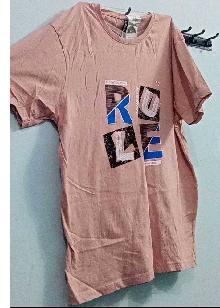 Graphic Print T-shirt