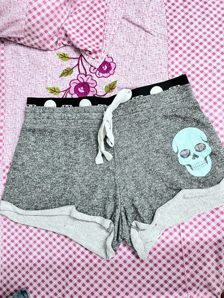 Skull Print Shorts