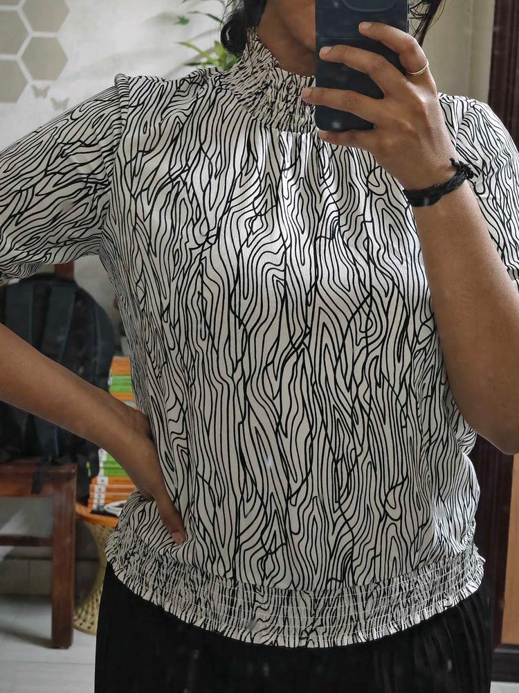 Turtle Neck Printed Top