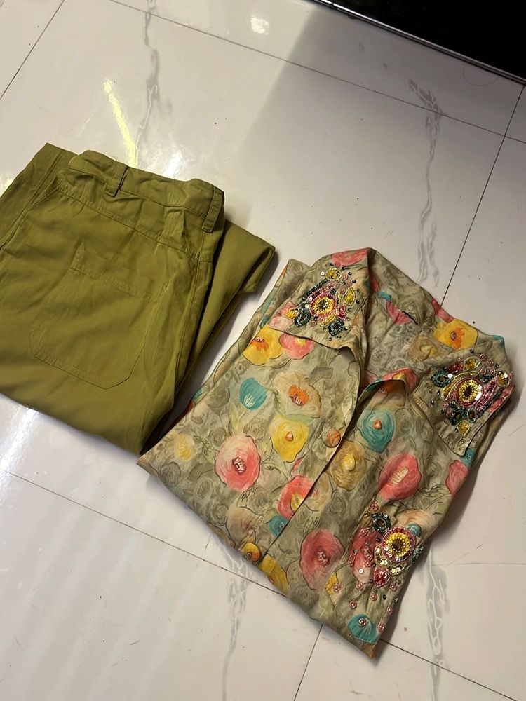 Floral Top &amp; Olive Green Pants