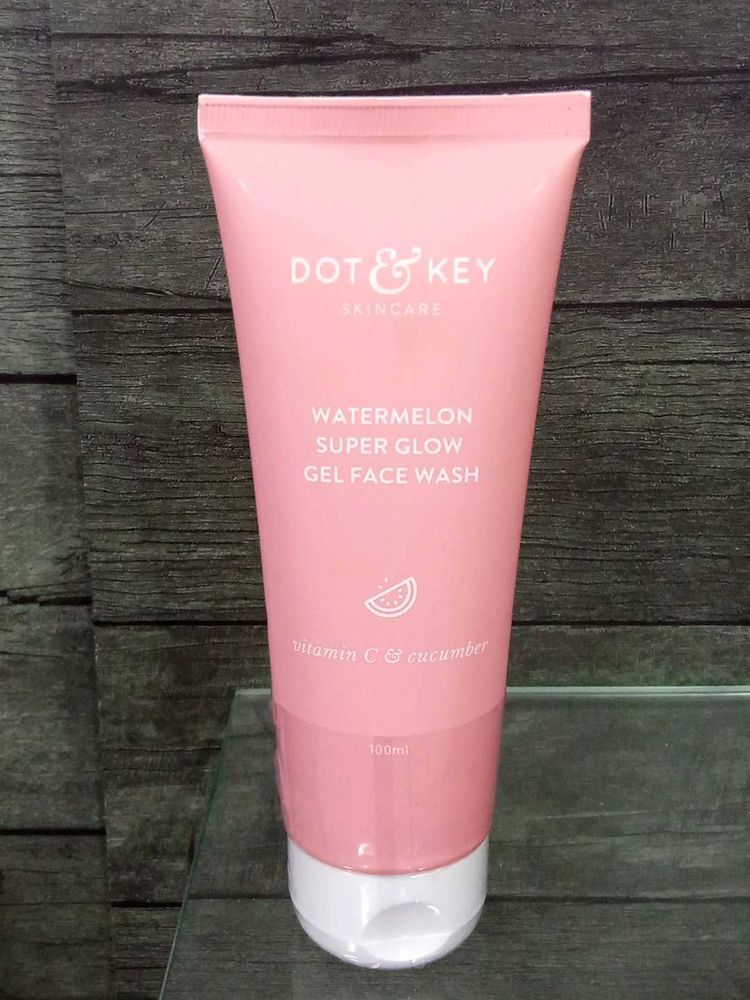 Dot And Key WATERMELON SUPER GLOW FACEWASH