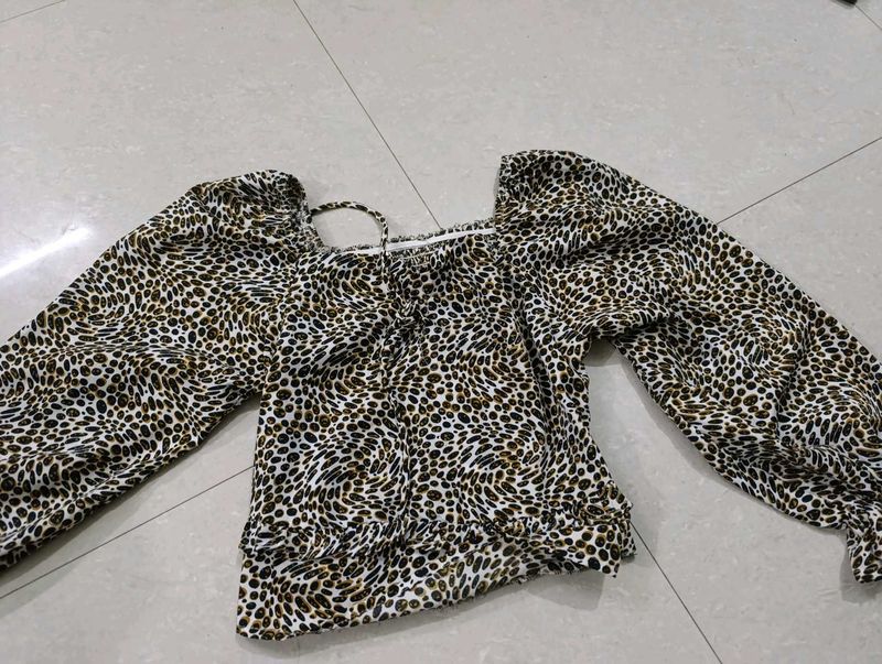 RETRO SMOCKED BACK SQUARE NECK TOP