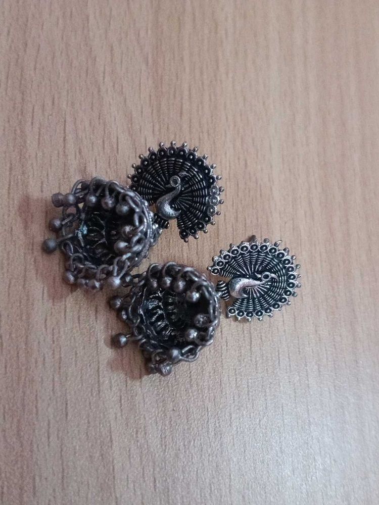 Earring