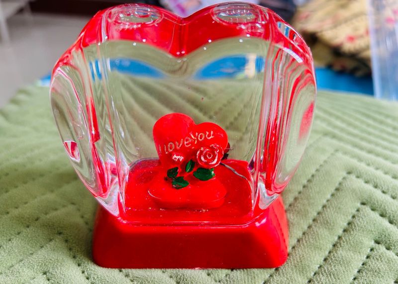 Heart Showpiece With Music &amp; Pen Holder