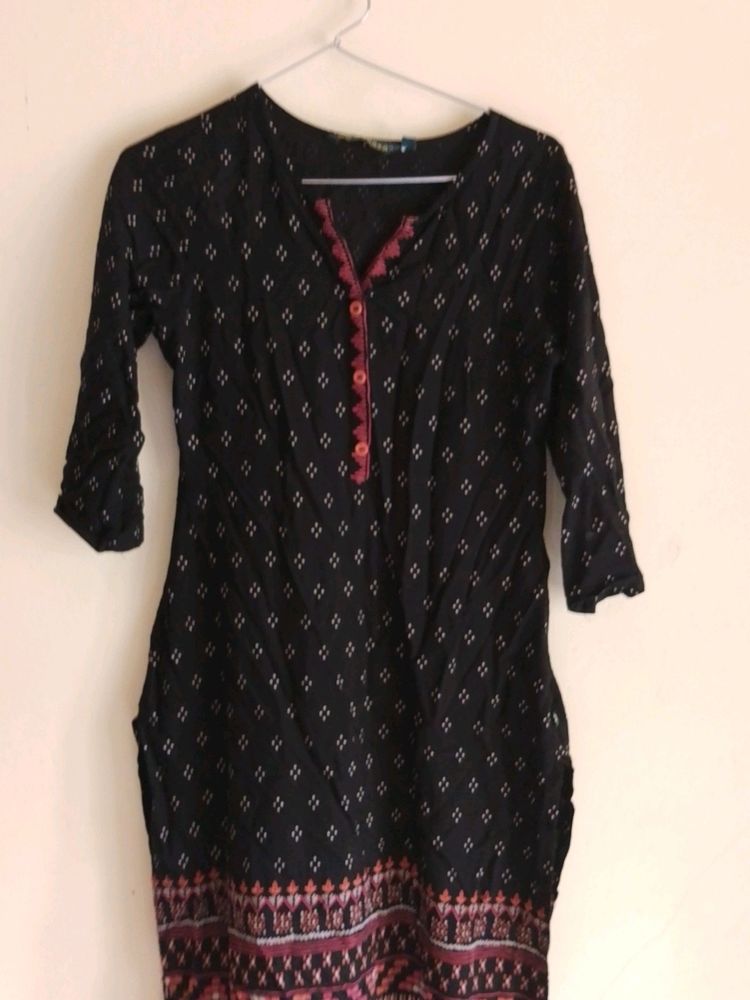 Avaasa black Women&#39;s Kurti