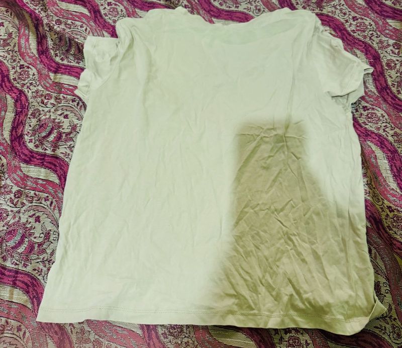 Casual White T-shirt