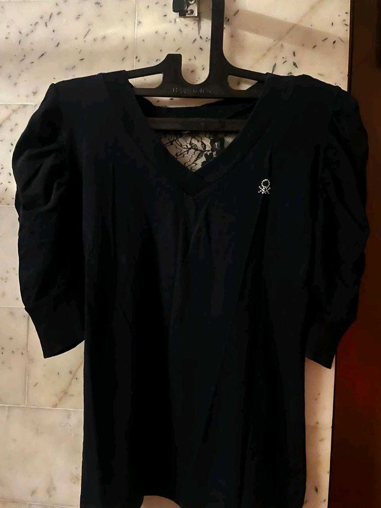 Black Frilled Sleeve With Lace Designed Fitted Top