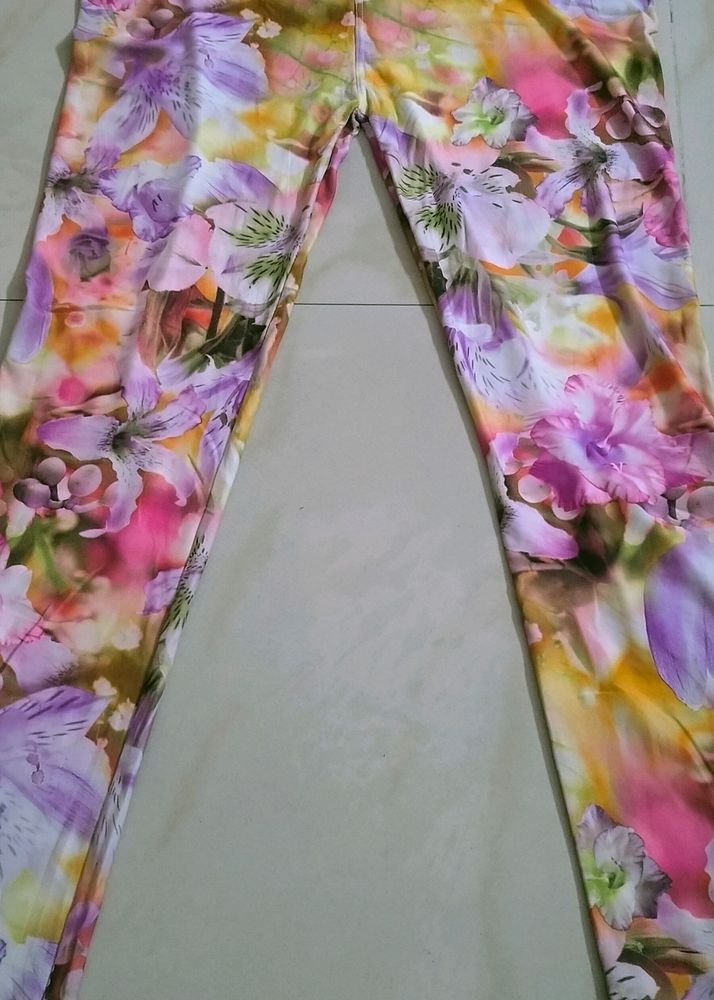 Pair 2 Of Leggings