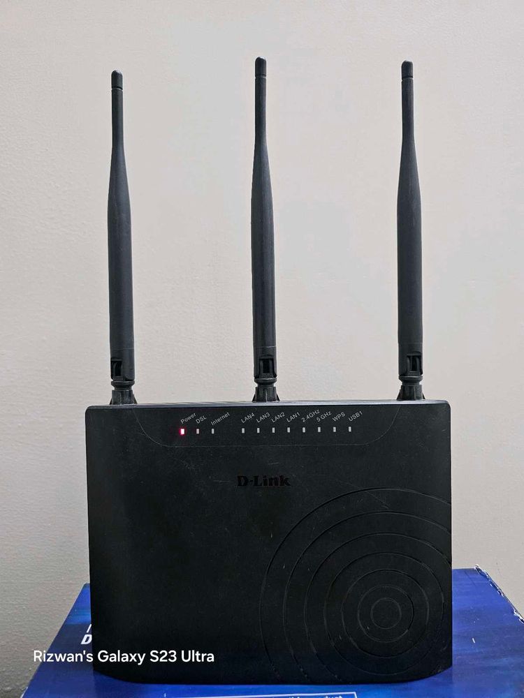 D Link Wifi Router With 3 Antenna