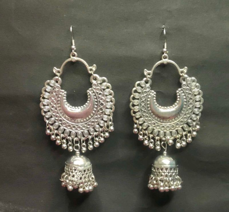 Silver Jhumka Earrings