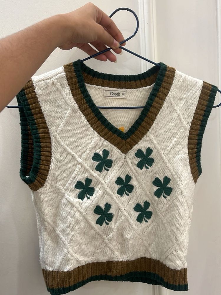 Cute Clover Knit Sweater Vest