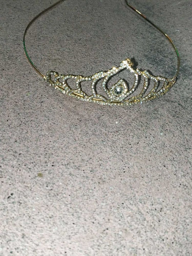 Beautiful Crown- Feel Royal