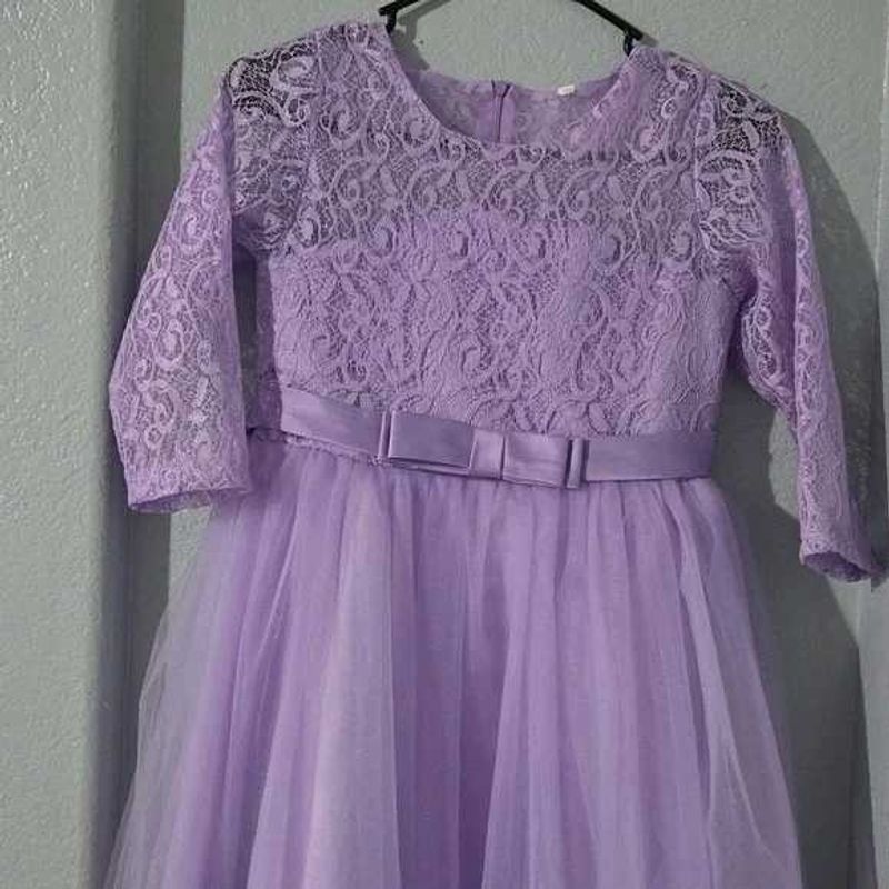 💜Sale🎊🎉Lavender Lace Dress