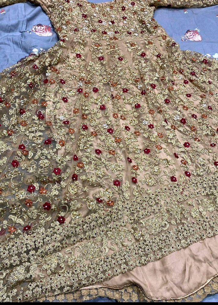 Very beautiful Gown.