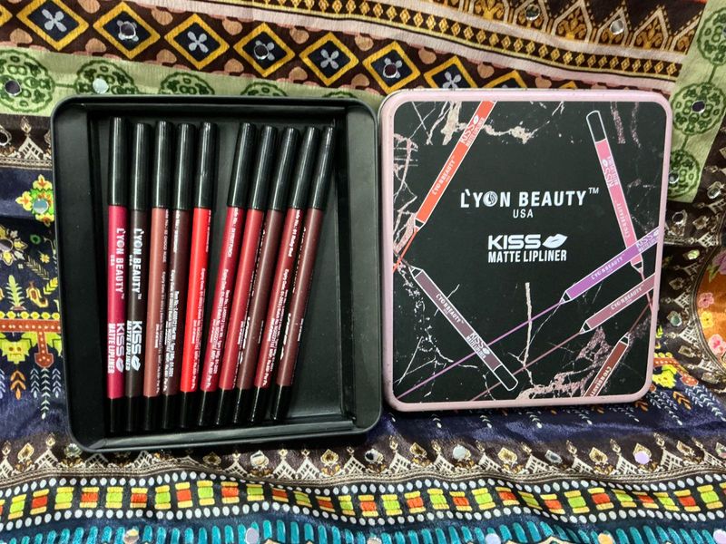 Lyon Beauty Kiss Matte Lipliner Set