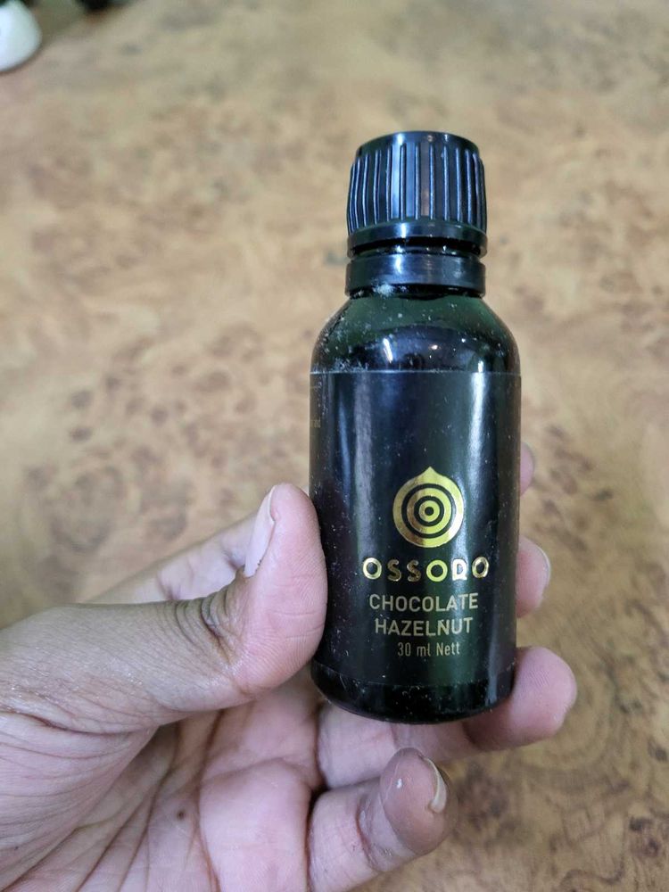 crushed roasted walnut+ hazelnut essence