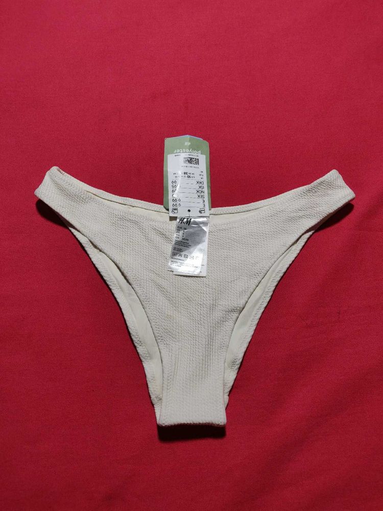 H&amp;M Thong Size 36