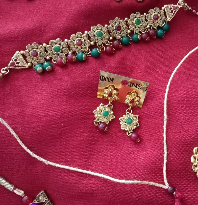 Choker Set