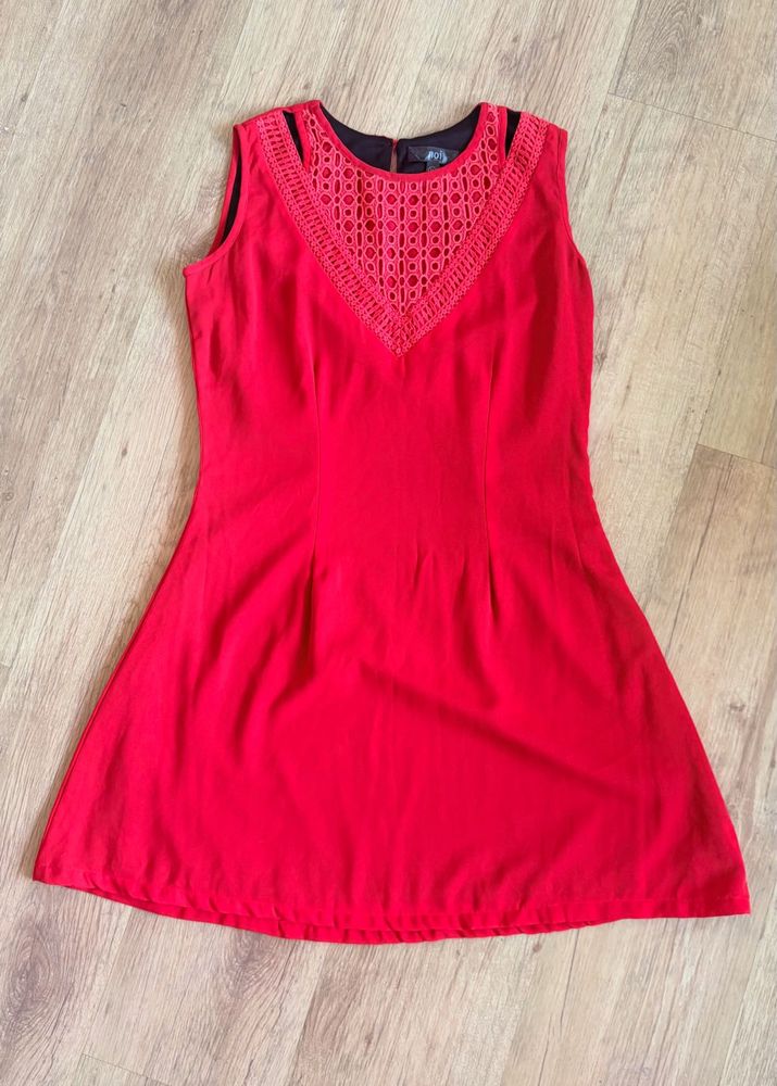 Red Sleeveless Dress