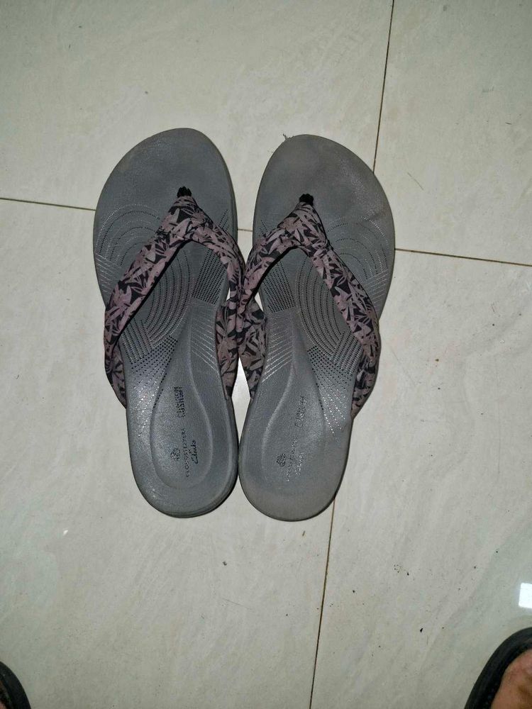 Solid Style Minimum Heels Slipper By Clark&#39;s