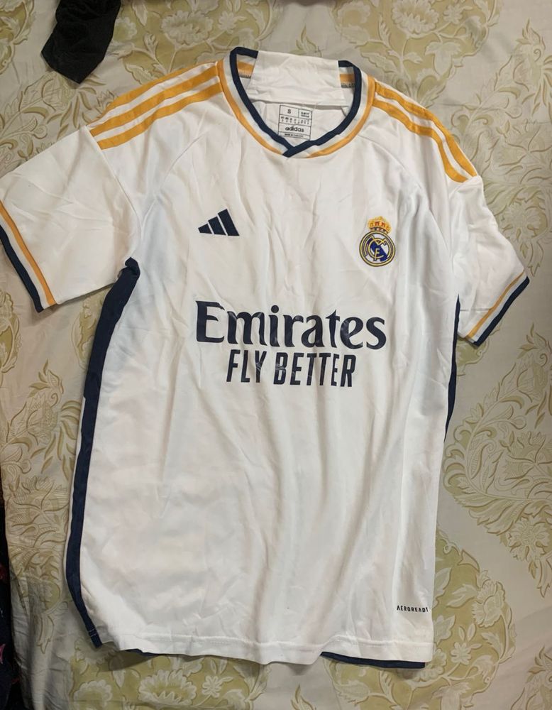 Hala Madrid Emirates T-shirt