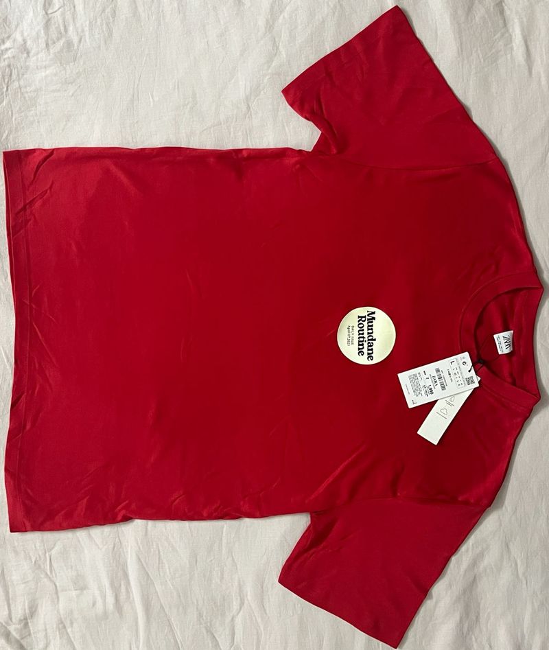ZARA- Mundane Cotton T Shirt.