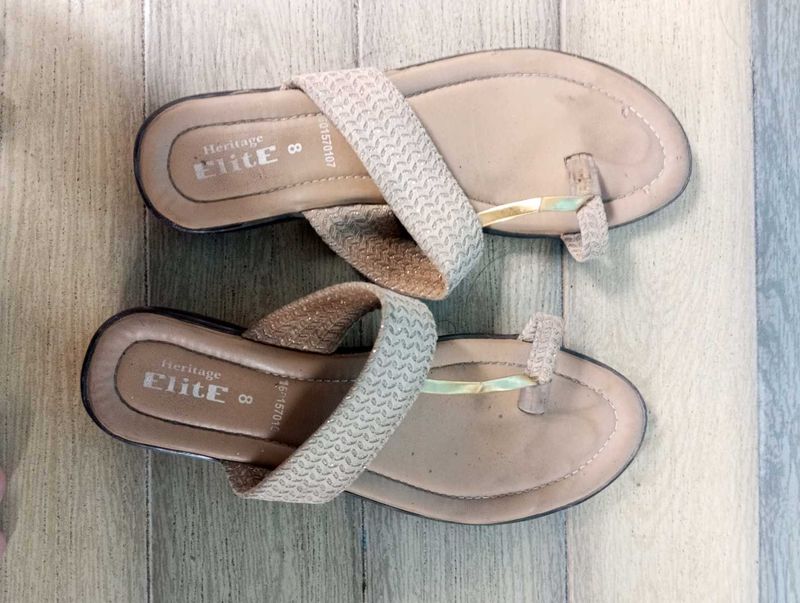 Heritage Elite Beige Thong Sandals - Size 8