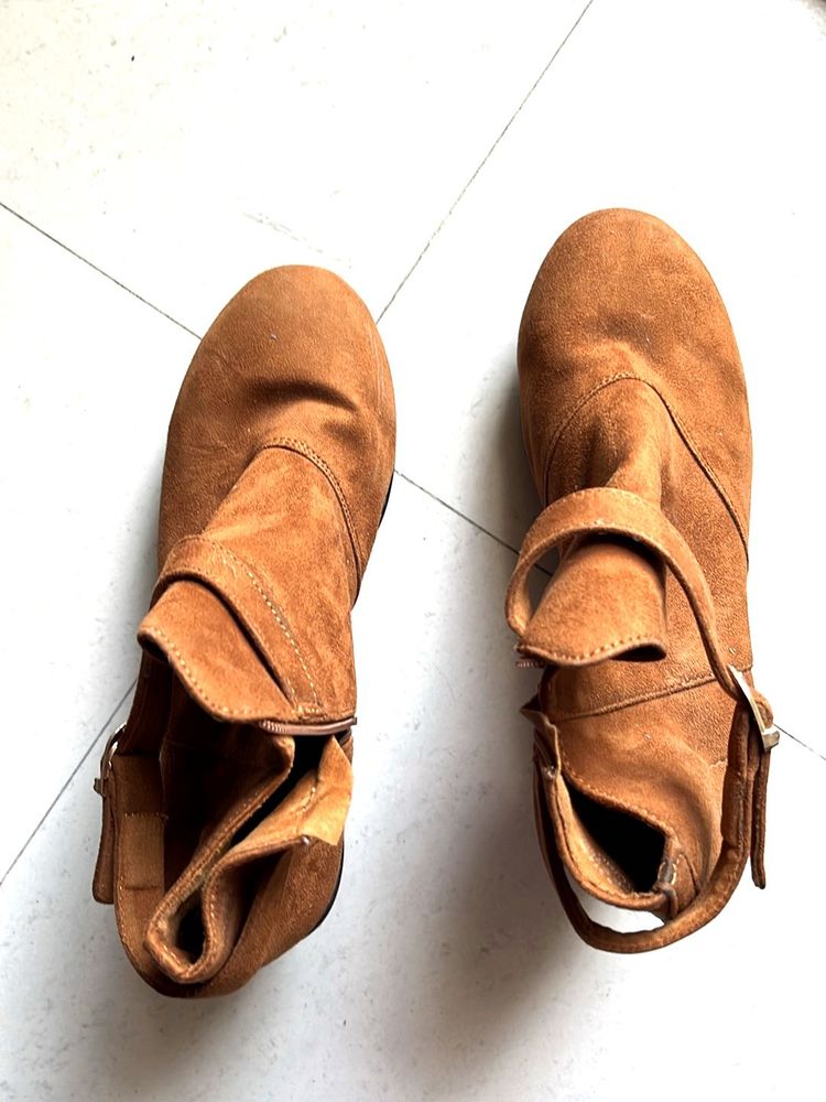 Brand New khadims cleo Boots for women 😍