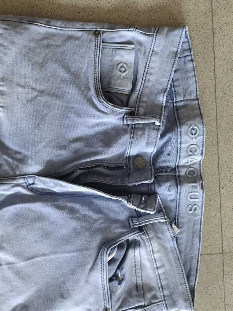 Cactus Light Wash Jeans