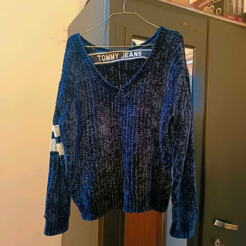 Tommy Jeans Blue V-Neck Hoodie