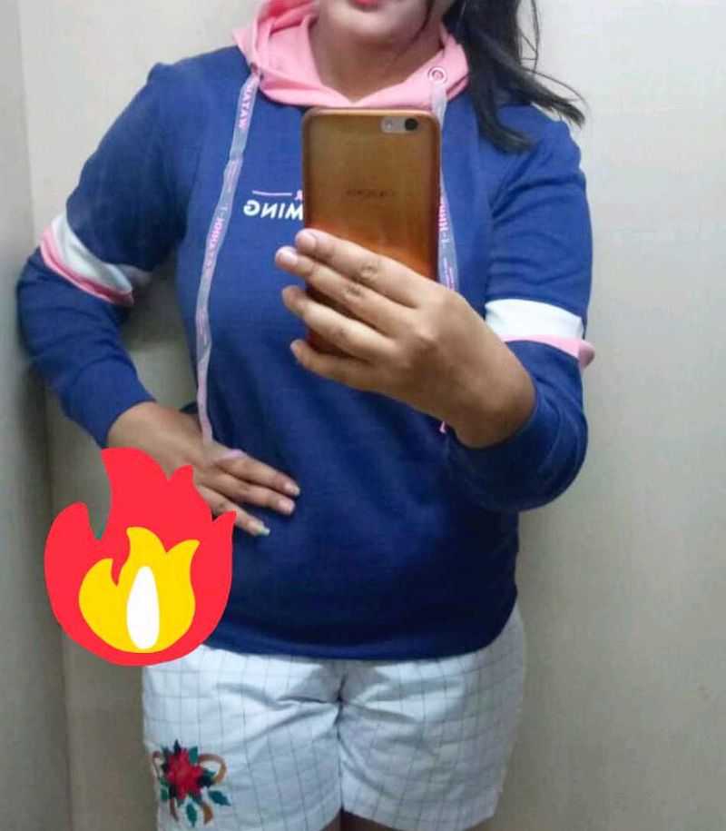 Beautiful Hoodie 😍Offer Price