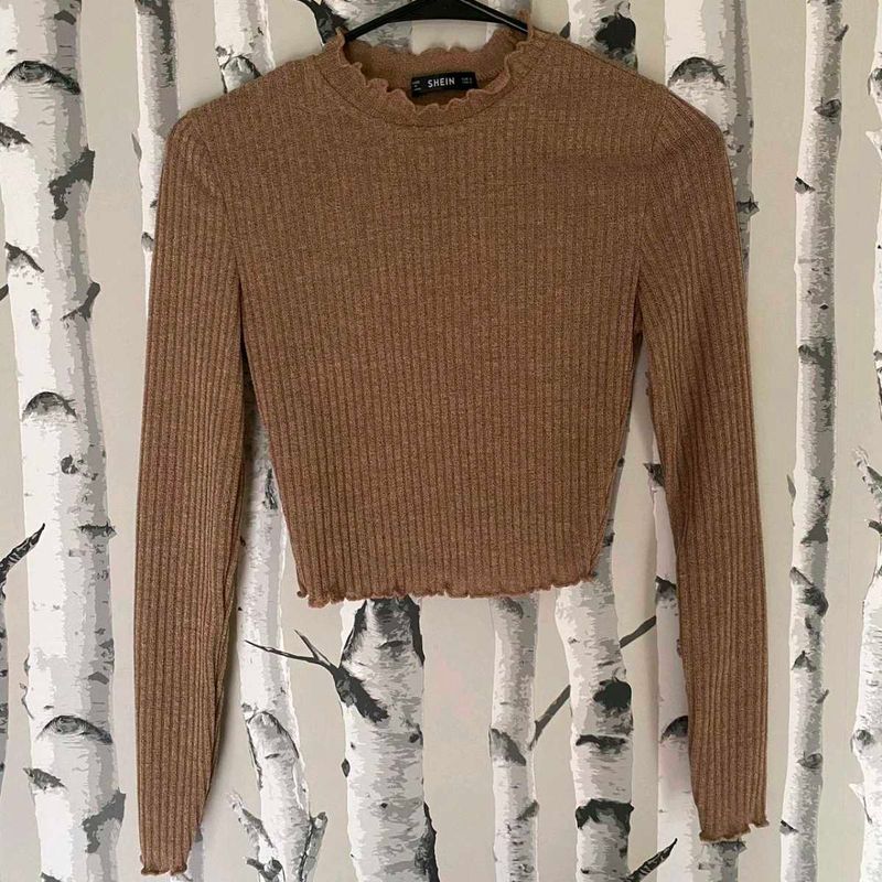 Ribbed Brown Crop Top🤎🍁