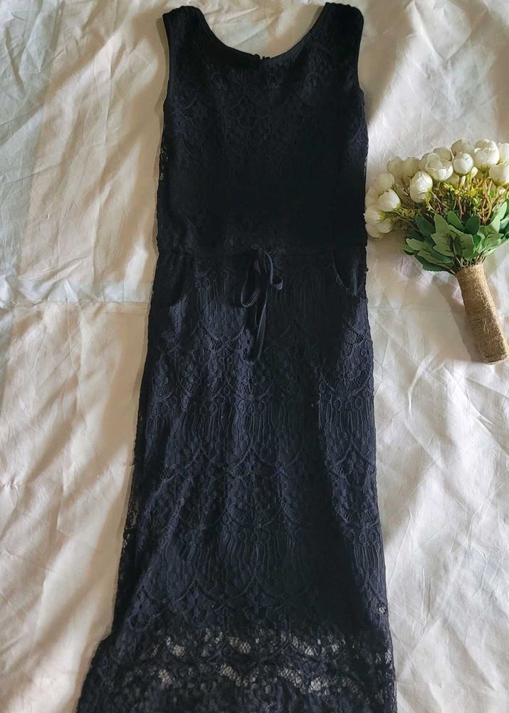 free shipping.....Elegant Black Lace Dress