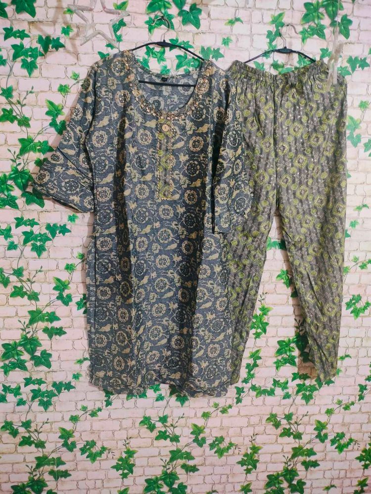 Floral Print Kurti Pajama Set
