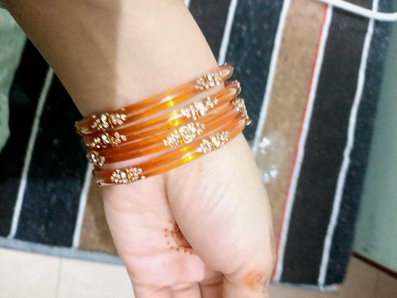 Orenge Glass Bangla