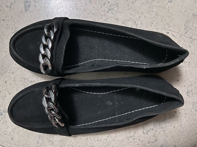 Chain Detail Black Loafers