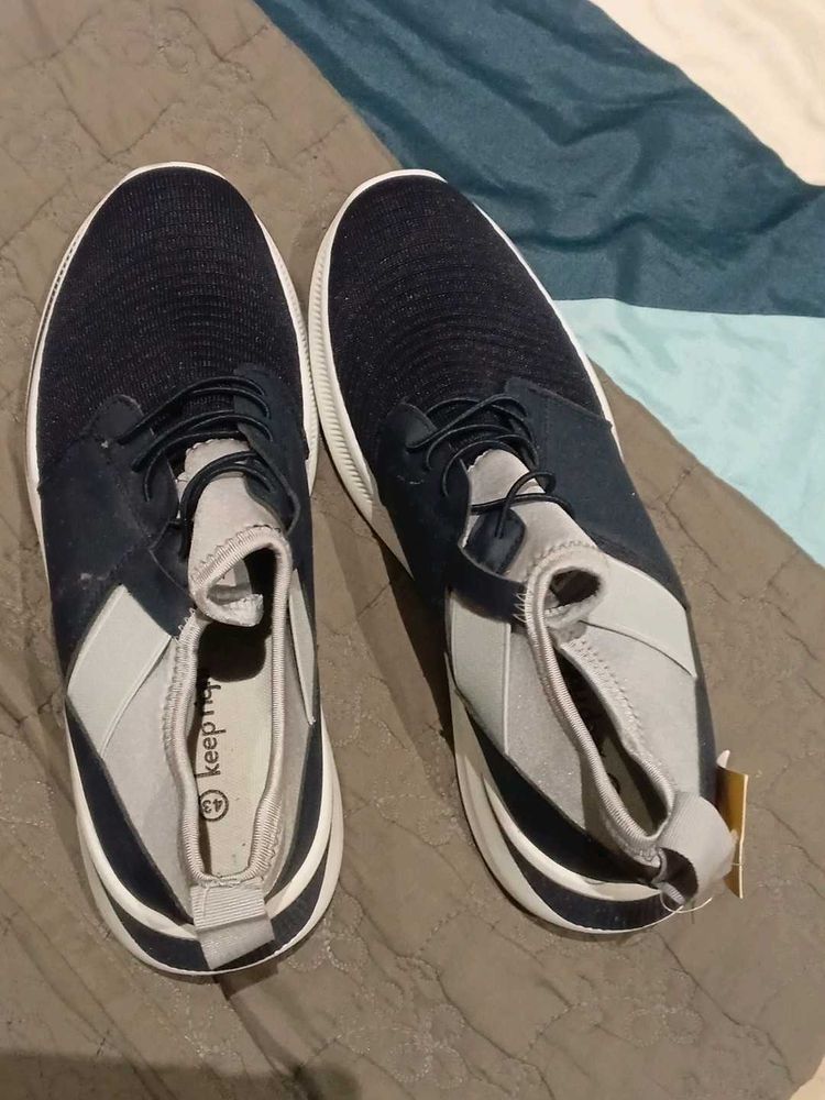 Stylish Navy Sneakers