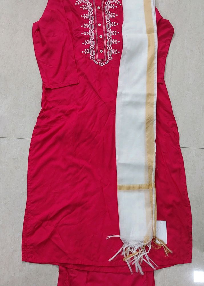 Straight Kurta Suit Set With Embroidered Yoke