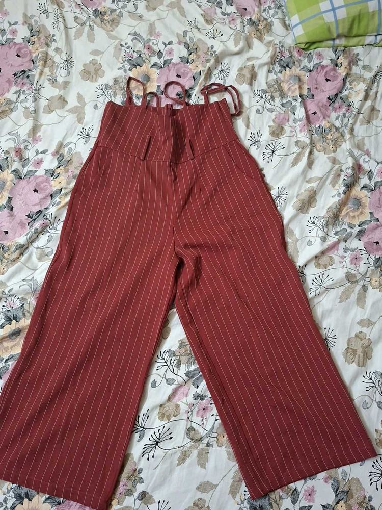 Red And White Capri Pants With High Waist