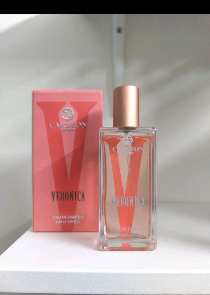 Veronica+ Denver + Lip Tint