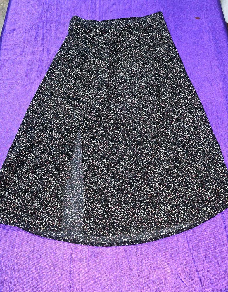 A line split  skirt