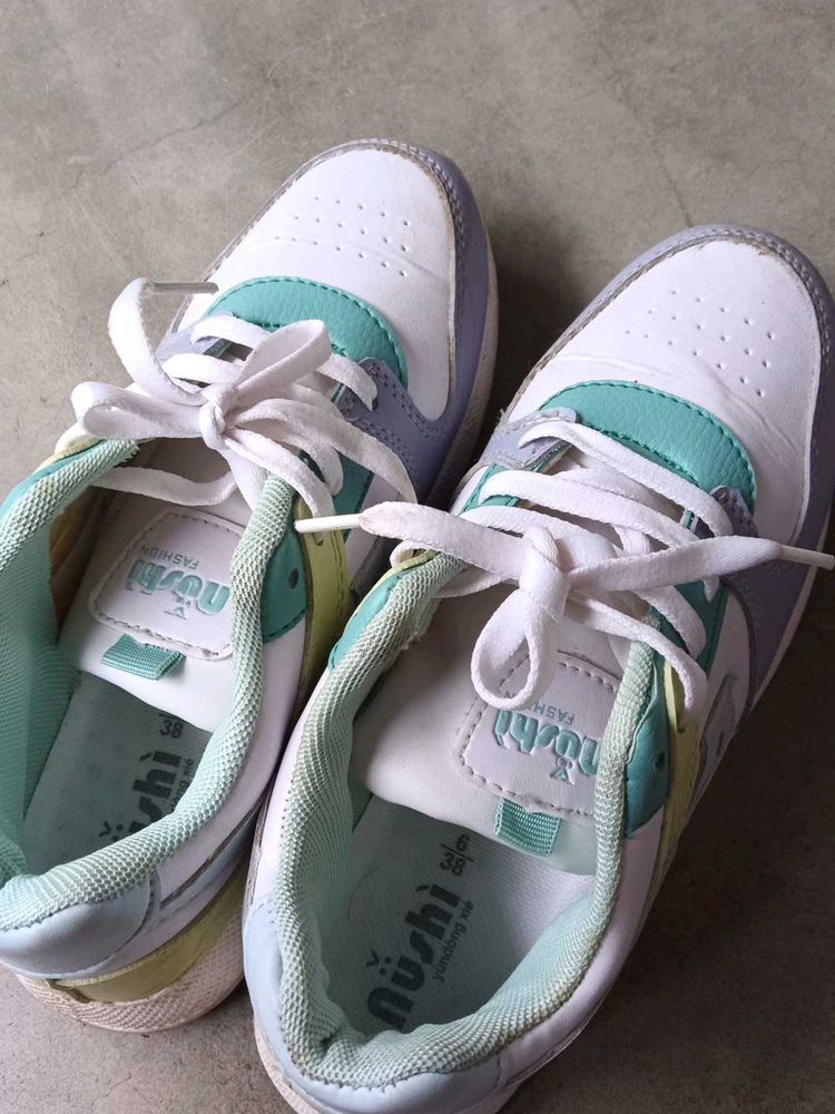 Pastel Nushi Fashion Sneakers