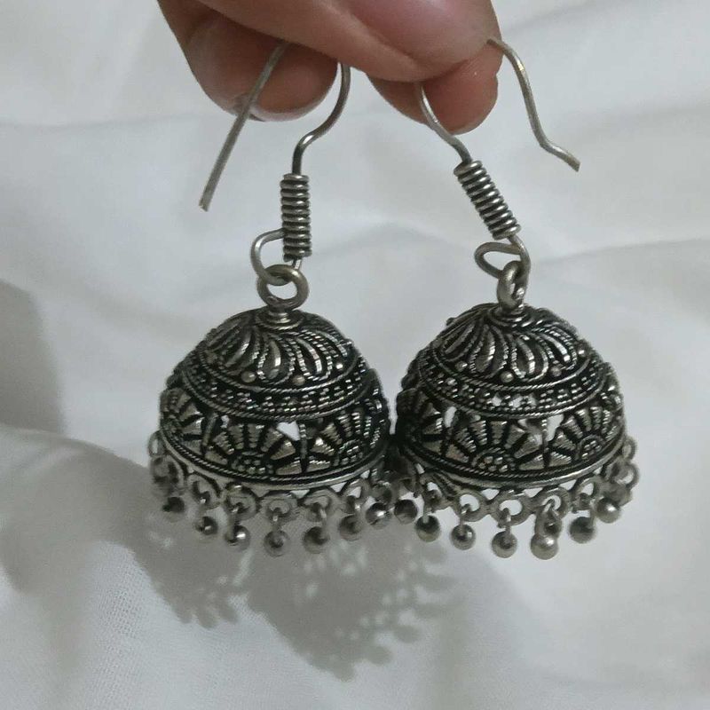Vintage Style Silver Tone Jhumka Earrings