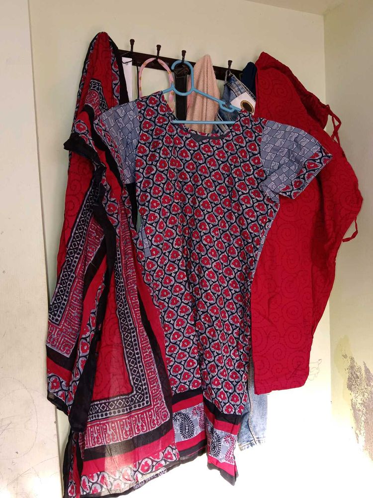 Printed Kurti with Matching Bottoms