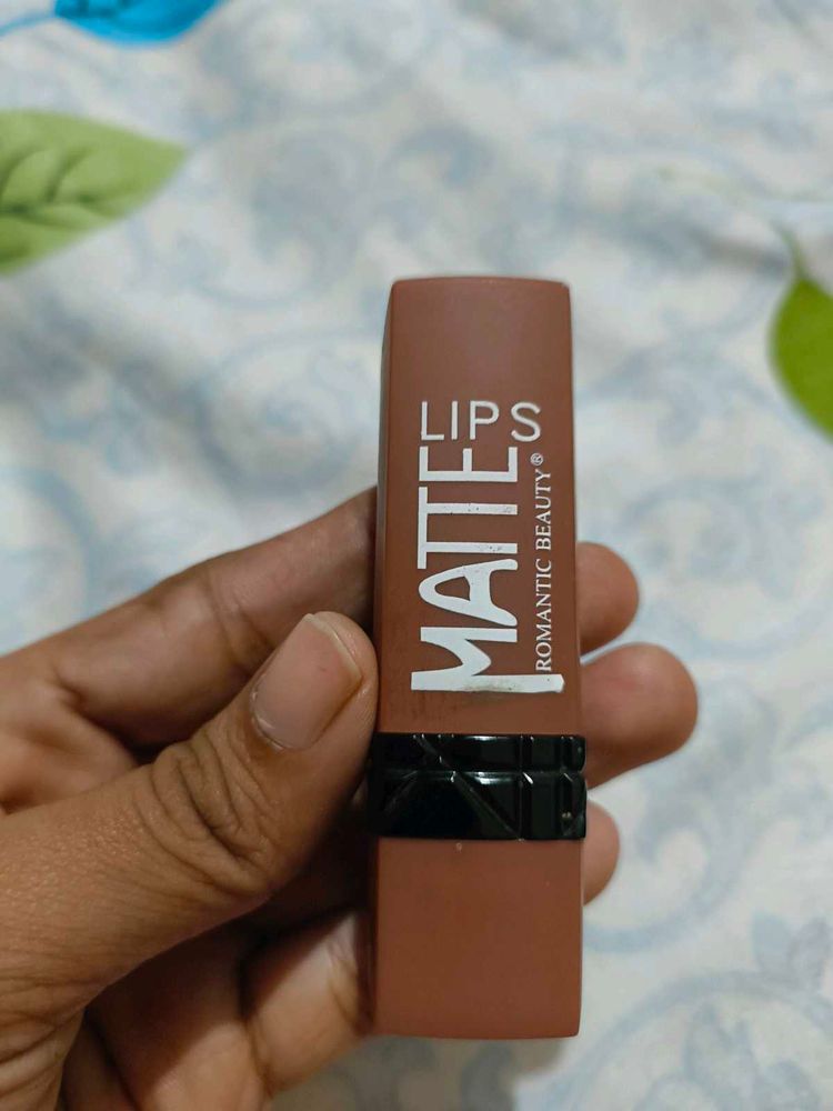 Romantic Beauty Matte Lipstick