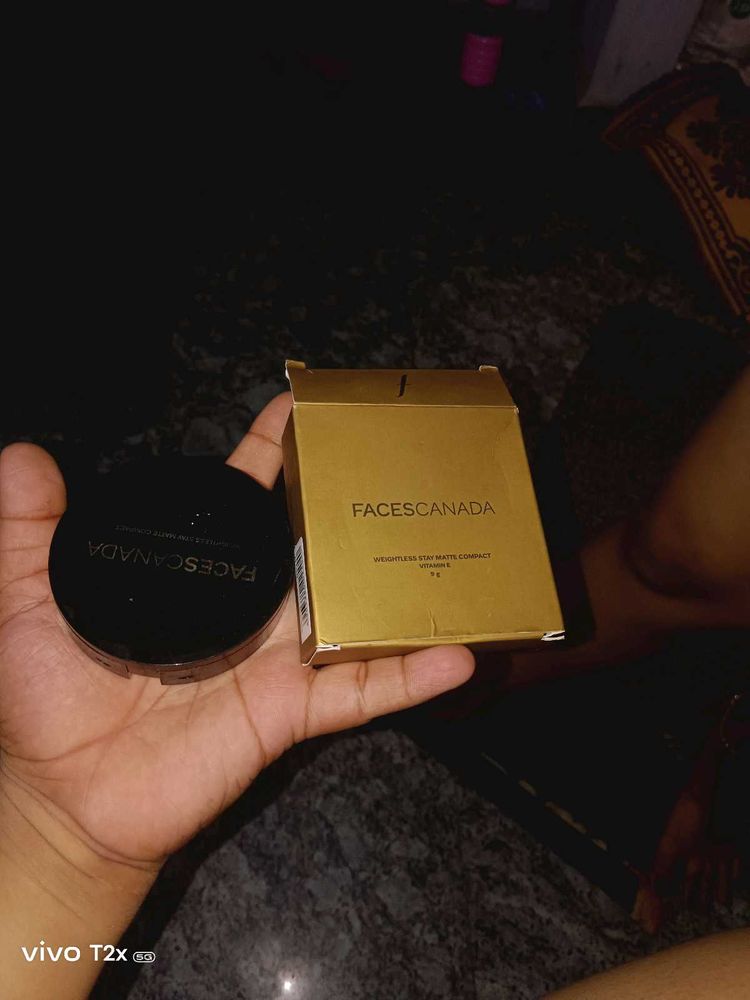 Faceces canda Compact