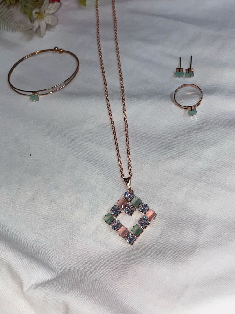 Pendant Set Combo Of 4